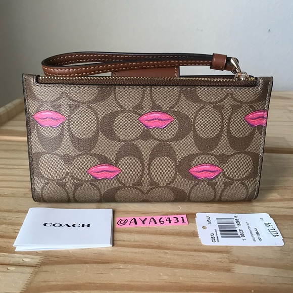 Coach Wallet🎈🎈 - Picture 2 of 6